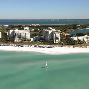 Resort At Club ****