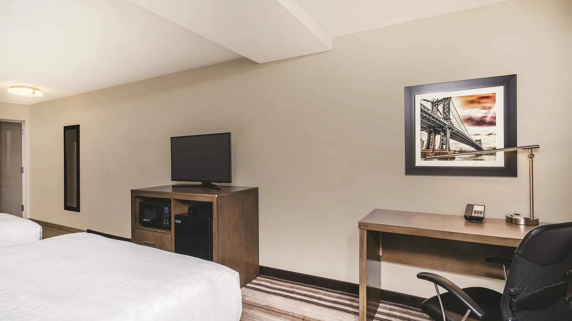 La Quinta By Wyndham Brooklyn Central New York