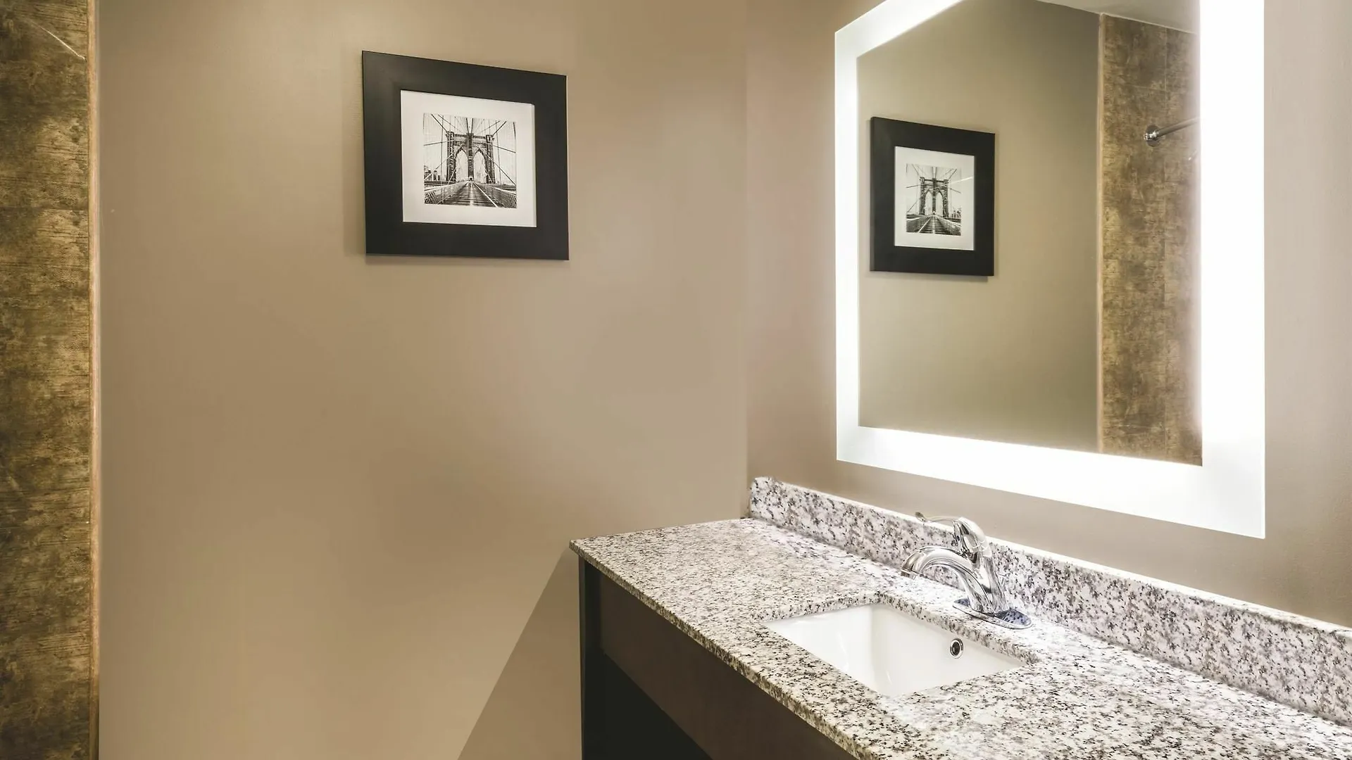 *** Hotel La Quinta By Wyndham Brooklyn Central New York États-Unis